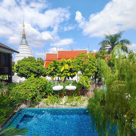 فندق Arun Rawee อรุณ รวี شيانغ ماي المظهر الخارجي الصورة